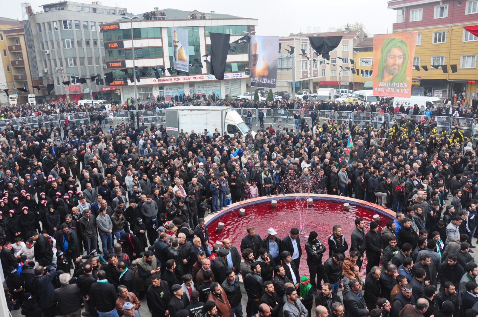 Aşura matem merasiminden bir kare
